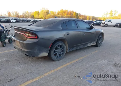 2016 Dodge Charger Sxt z USA, uszkodzony, nr VIN 2C3CDXJG4GH181121